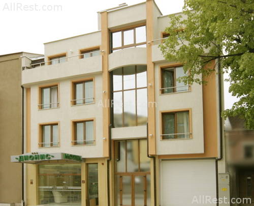 Dionis Hotel 